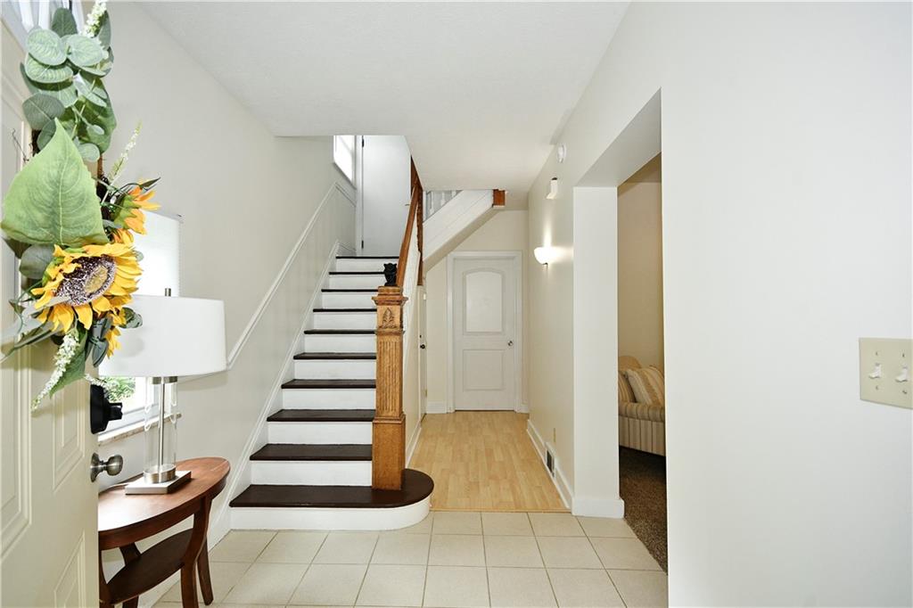 95 Baldwick Road Pittsburgh, PA 15205 - Photo 3 of 31 Gallery Image 3