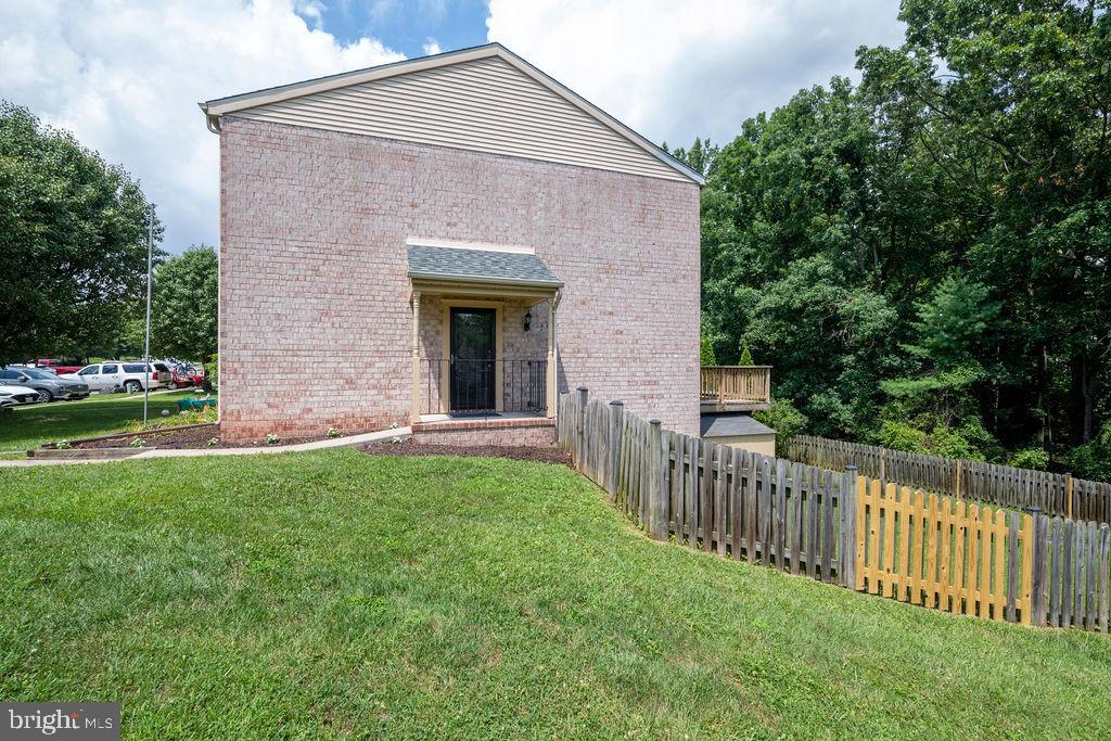 24 Campton Court Nottingham, MD 21236 - Photo 5 of 49