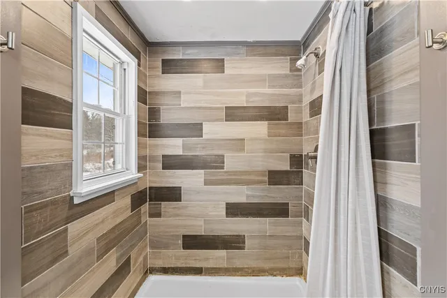 $389,000 | 9821 Highway 365, Trenton, NY 13354