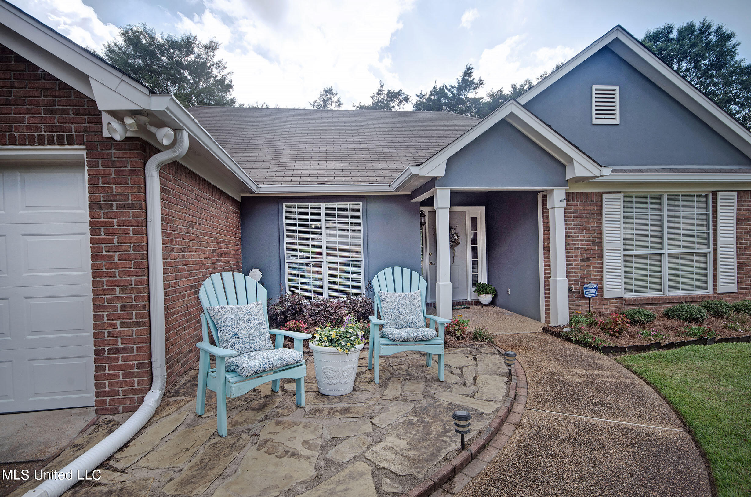 116 Greenfield Way Madison, MS 39110 - Photo 2 of 33 IMGP3947_8_9