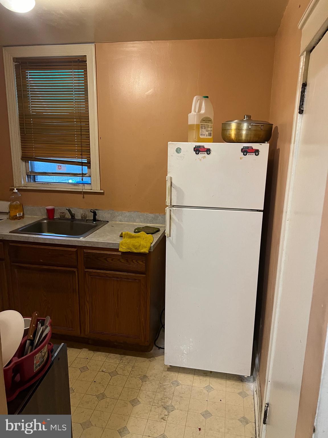 444 Timberlake Road Upper Darby, PA 19082 - Photo 8 of 22 Gallery Image 8