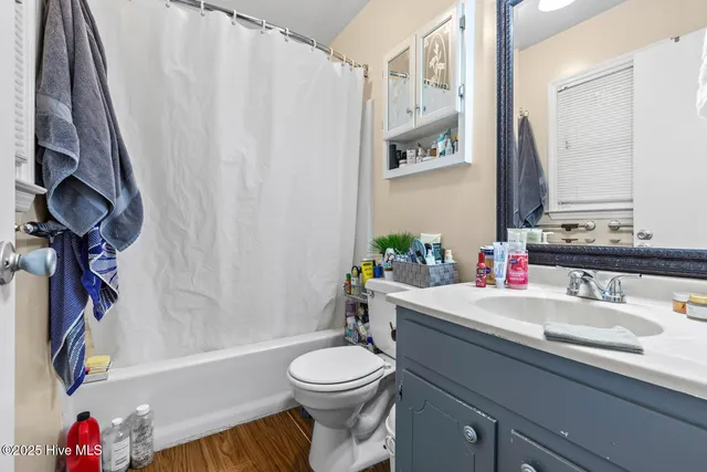 $245,000 | 222 Natalie Lane, Hubert, NC 28539