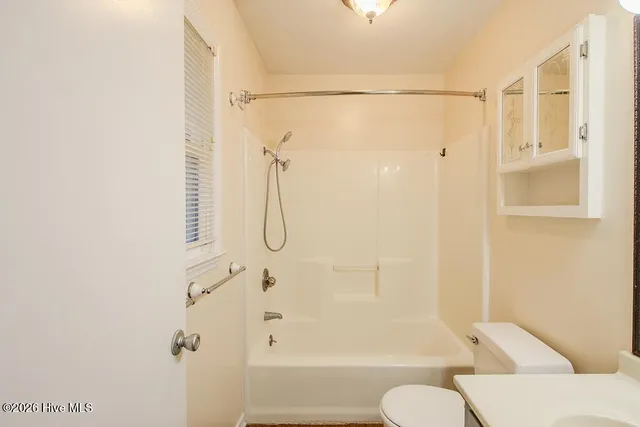 $245,000 | 222 Natalie Lane, Hubert, NC 28539