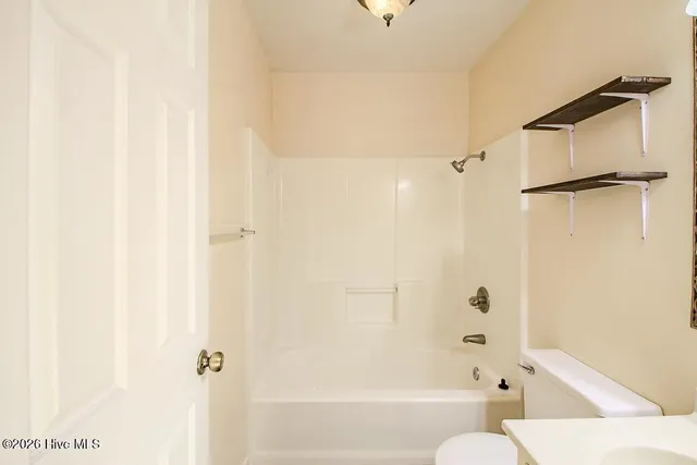 $245,000 | 222 Natalie Lane, Hubert, NC 28539