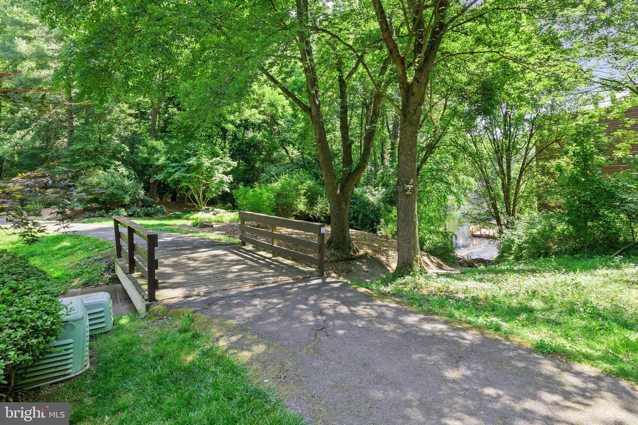 2075 Amberjack Court Reston, VA 20191 - Photo 43 of 46 Gallery Image 43