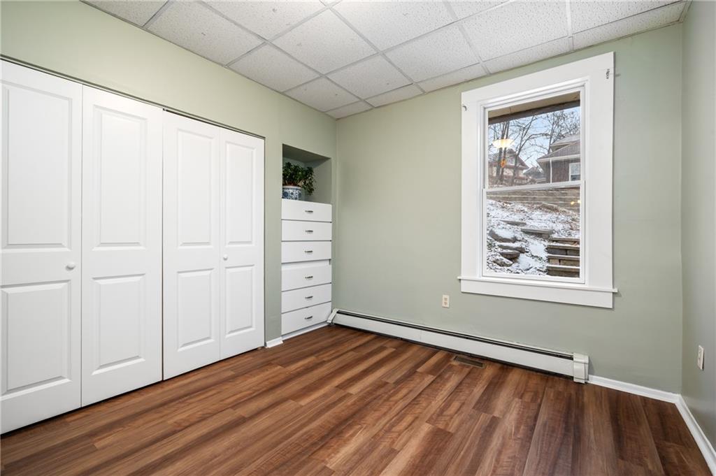 309 Highland Terrace Pittsburgh, PA 15215 - Photo 23 of 47 The second bedroom on the main level provides abundant storage with its oversized closet and built in drawers.