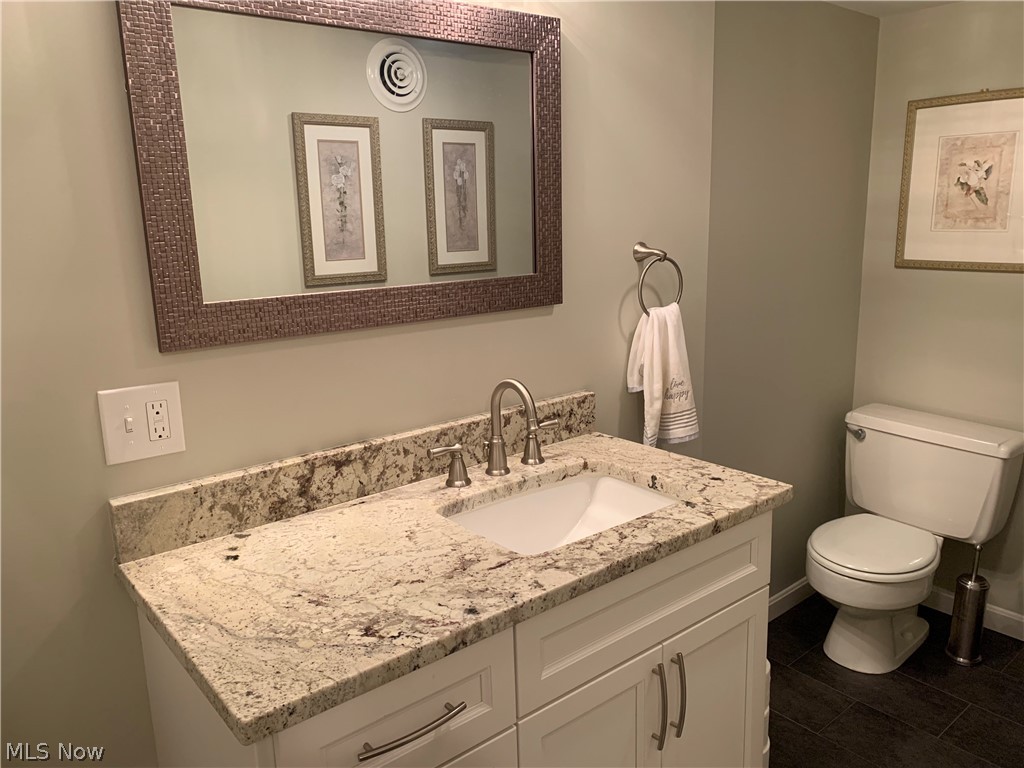 324 Cornwall Road Rocky River, OH 44116 - Photo 19 of 23