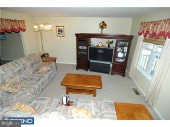 4460 Hillside Road Reading, PA 19606 - Photo 2 of 11 Gallery Image 2