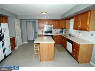 4460 Hillside Road Reading, PA 19606 - Photo 4 of 11 Gallery Image 4