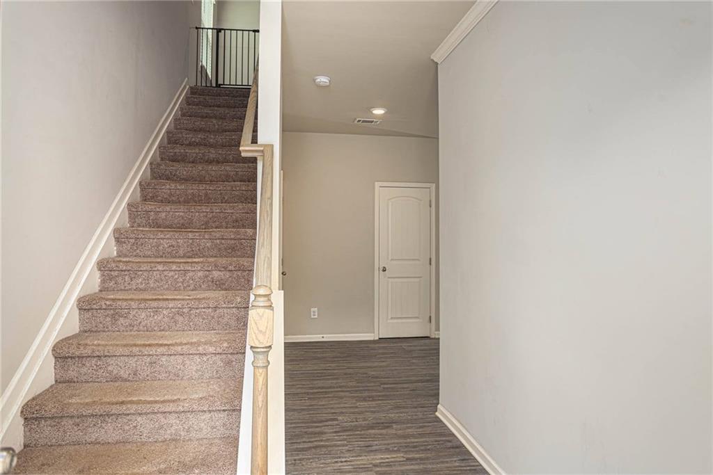 4732 Rdg Vly Drive Gainesville, GA 30504 - Photo 5 of 32