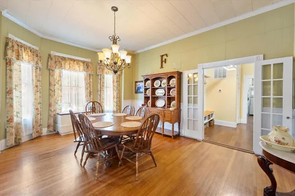 $539,900 | 756 West 3rd Avenue, Corsicana, TX 75110