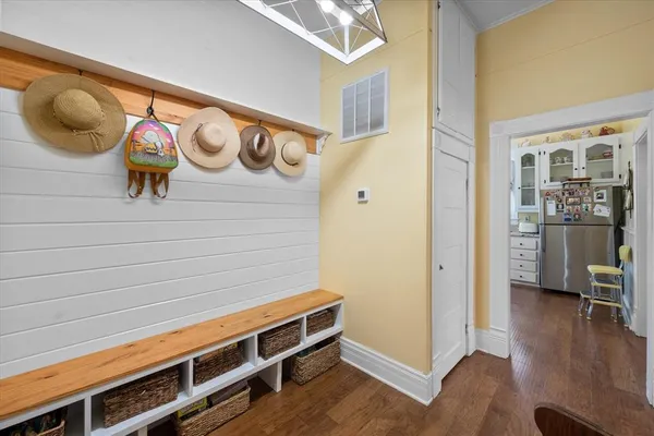 $539,900 | 756 West 3rd Avenue, Corsicana, TX 75110