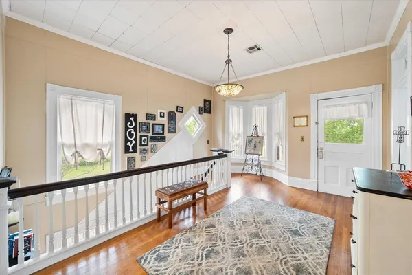 $539,900 | 756 West 3rd Avenue, Corsicana, TX 75110