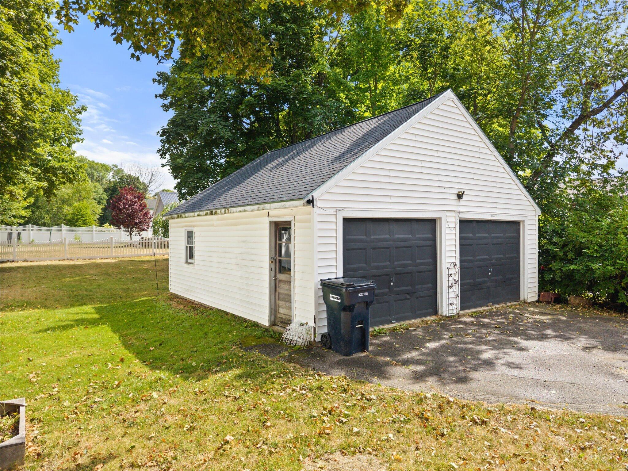 84 14th Street Bangor, ME 04401 - Photo 29 of 40 33-84 14th Street
