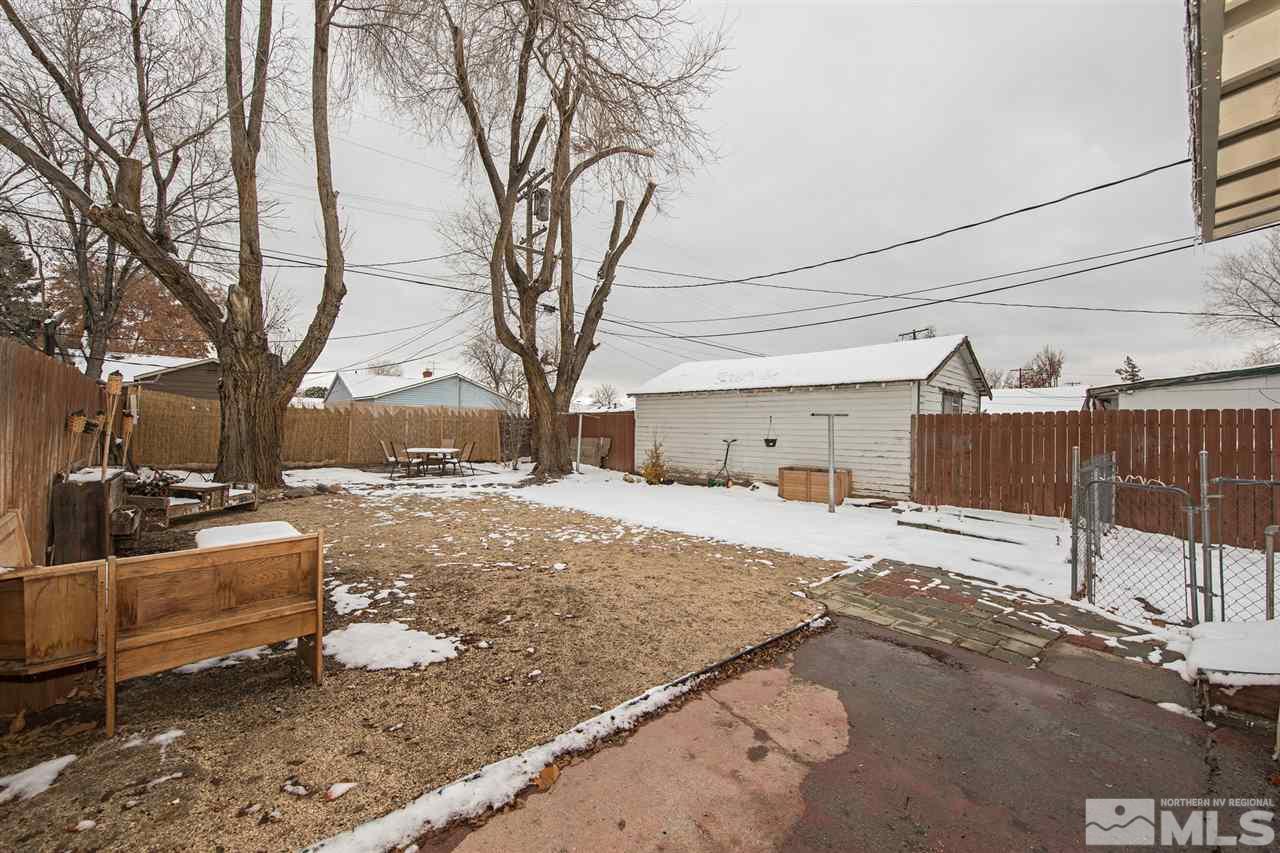 725 Balzar Circle Reno, NV 89502 - Photo 4 of 22 a view of back yard of the house