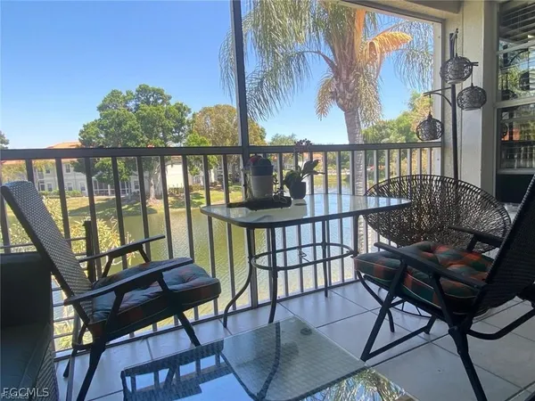 $1,800 | 7564 Silver Trumpet Lane, Unit U204, Naples, FL 34109