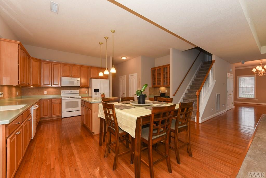 318 Green View Road Moyock, NC 27958 - Photo 9 of 45
