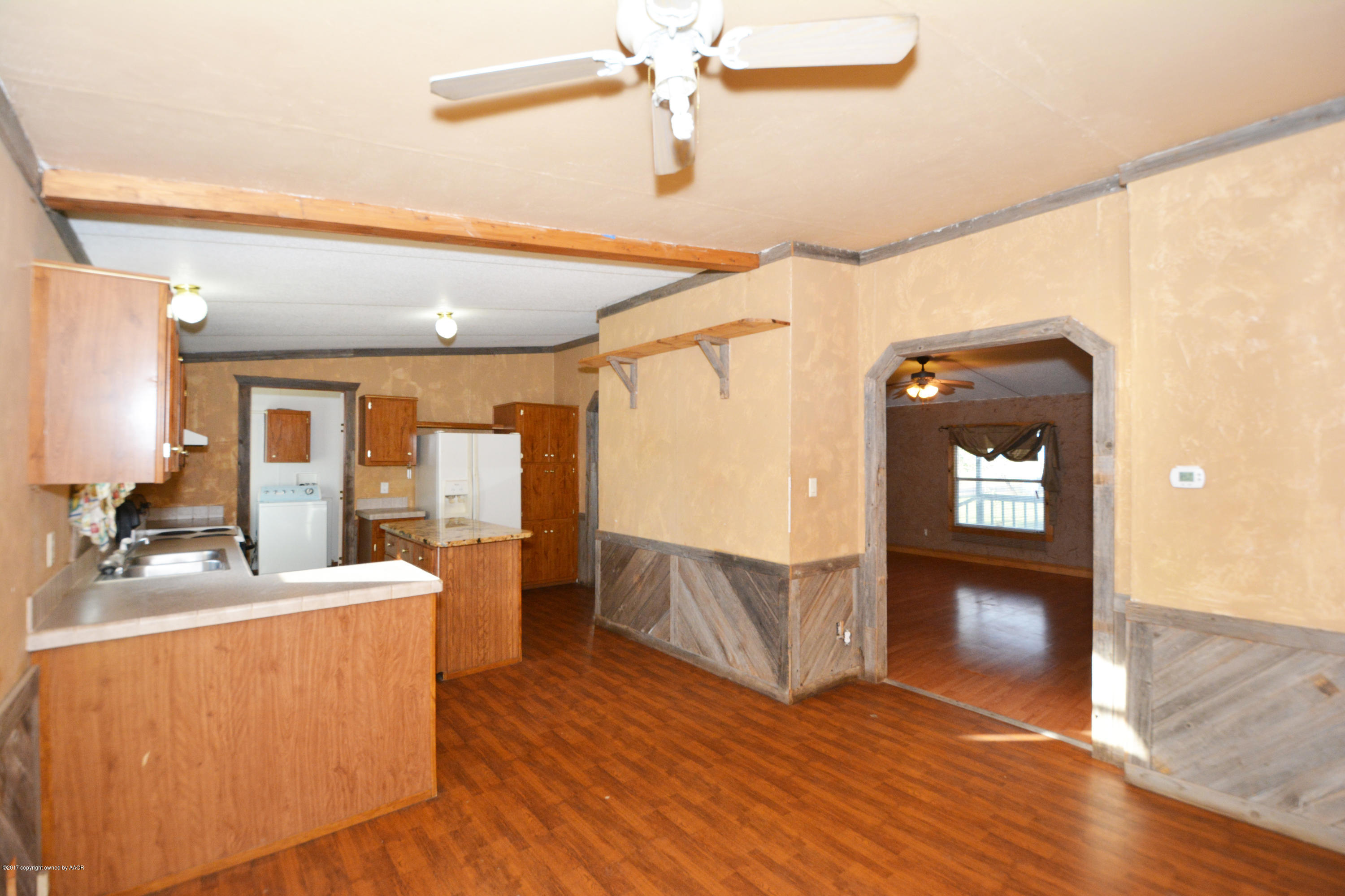 401 Plantation Road Amarillo, TX 79118 - Photo 8 of 30 8 Kitchen