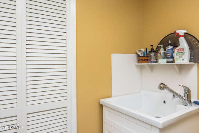 12440 Crystal Ranch Road Moorpark, CA 93021 - Photo 26 of 51 a bathroom with a sink and a window