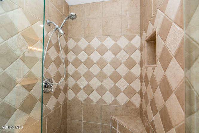 12440 Crystal Ranch Road Moorpark, CA 93021 - Photo 38 of 51 a bathroom with a shower curtain