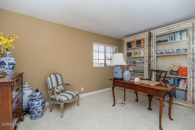12440 Crystal Ranch Road Moorpark, CA 93021 - Photo 40 of 51 a room with furniture