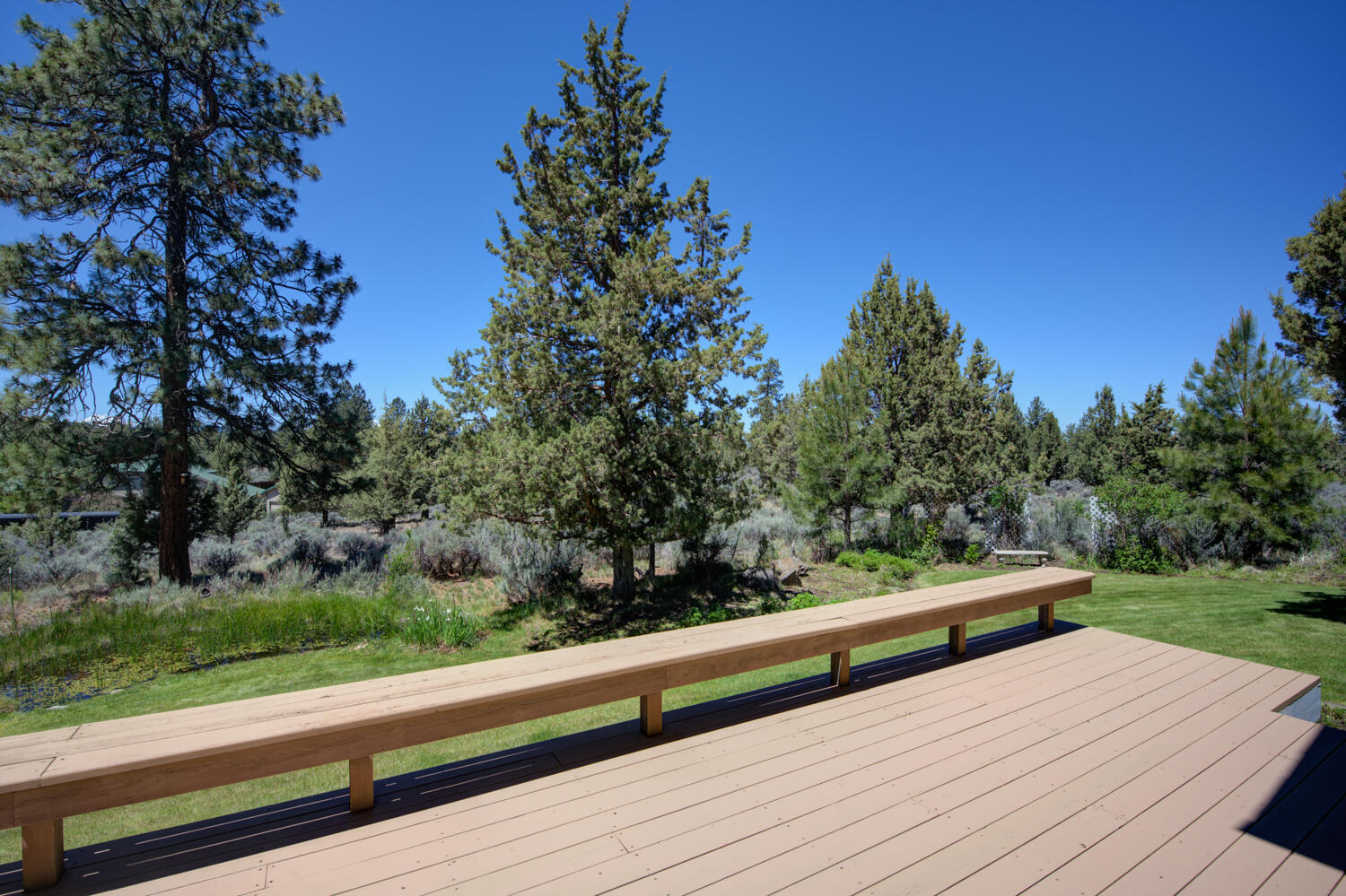 22052 Banff Drive Bend, OR 97702 - Photo 26 of 31 26_rear