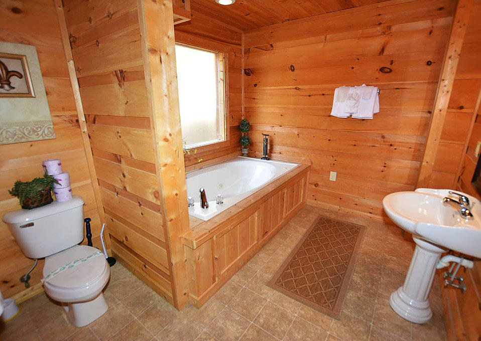 2430 Ridgehigh Pass Sevierville, TN 37876 - Photo 12 of 36 L