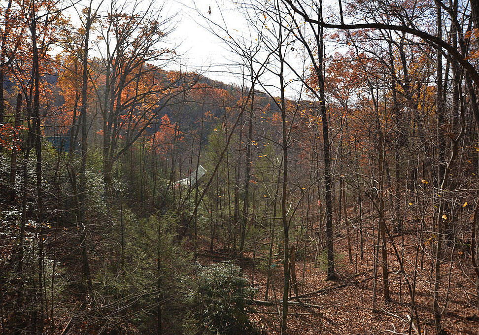 2430 Ridgehigh Pass Sevierville, TN 37876 - Photo 16 of 36 P