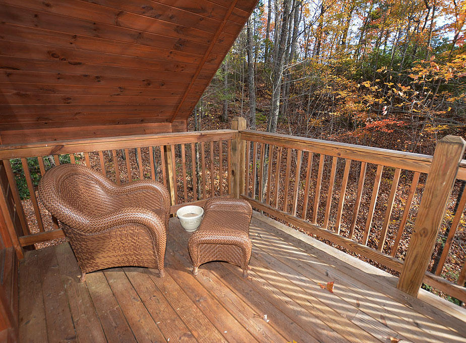 2430 Ridgehigh Pass Sevierville, TN 37876 - Photo 23 of 36 W