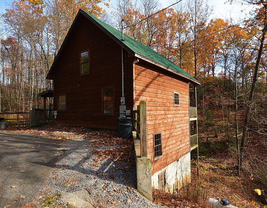 2430 Ridgehigh Pass Sevierville, TN 37876 - Photo 35 of 36 ZJ