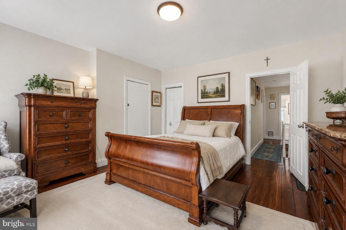 227 Watkins Street Philadelphia, PA 19148 - Photo 7 of 10