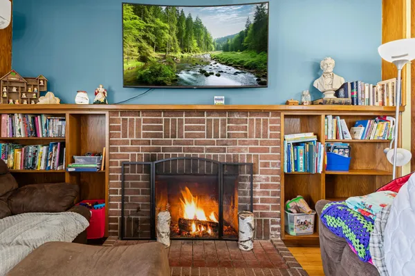 $370,000 | 237 Cypress Street South, Cambridge, MN 55008