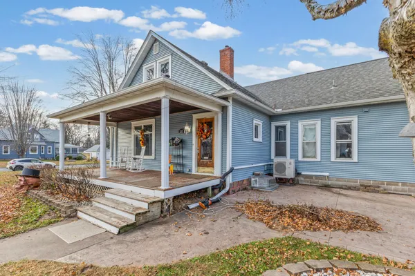 $370,000 | 237 Cypress Street South, Cambridge, MN 55008