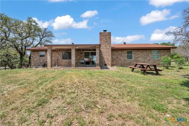 $319,000 | 806 County Road 4756, Kempner, TX 76539