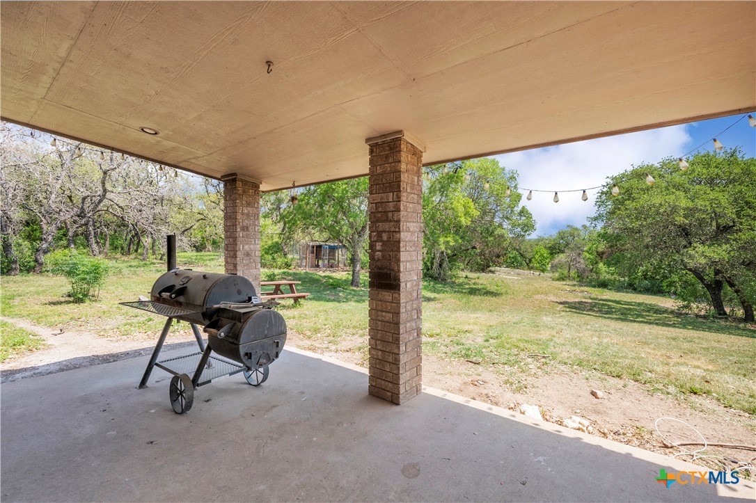 806 County Road 4756 Kempner, TX 76539 - Photo 33 of 33 a view of a room with garden and mountain view