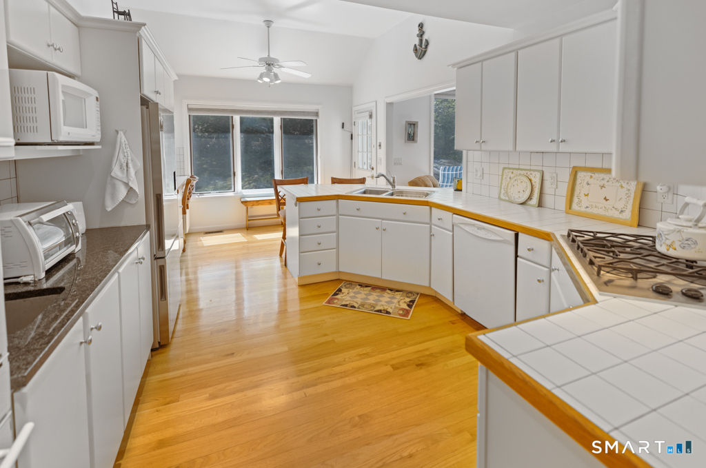 1340 Old Clinton Road, Unit 12 Westbrook, CT 06498 - Photo 12 of 40