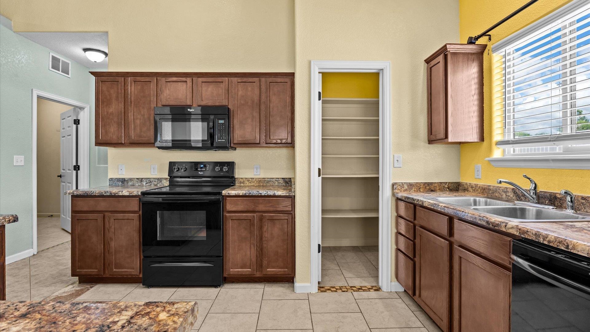 296 Marie Street Grand Junction, CO 81503 - Photo 13 of 34