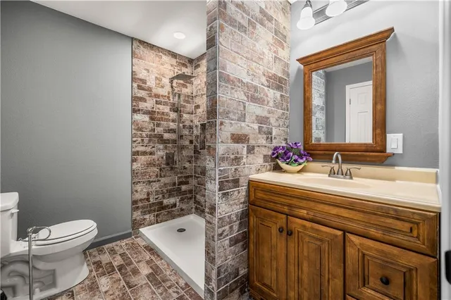 $309,900 | 4410 Walden Drive, Pineville, LA 71360