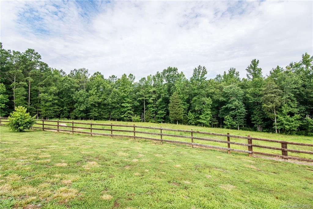 725 Hawley Road McConnells, SC 29726 - Photo 31 of 32 a view of a tennis court