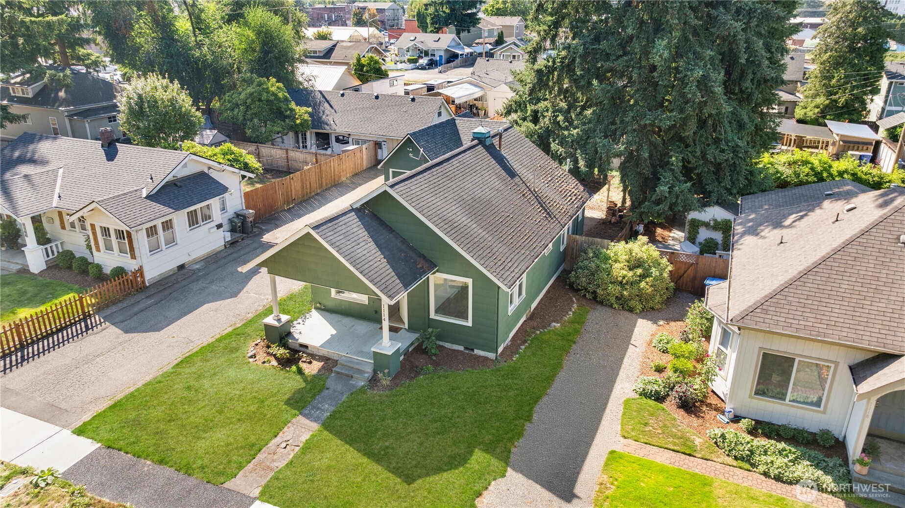 1114 Sumner Avenue Sumner, WA 98390 - Photo 2 of 32