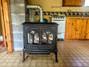 200 South Hunts Meadow Road Whitefield, ME 04353 - Photo 4 of 23 PXL_20260908_191137758-EDIT