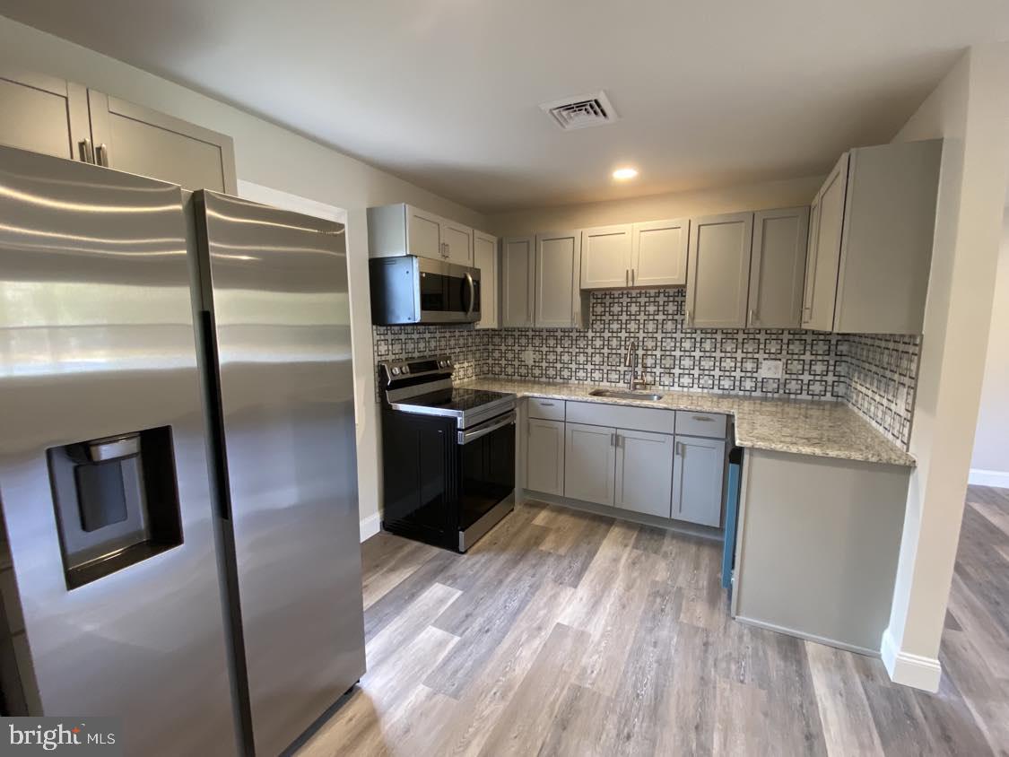 7519 Quaker Neck Road Chestertown, MD 21620 - Photo 3 of 19 Kitchen closer