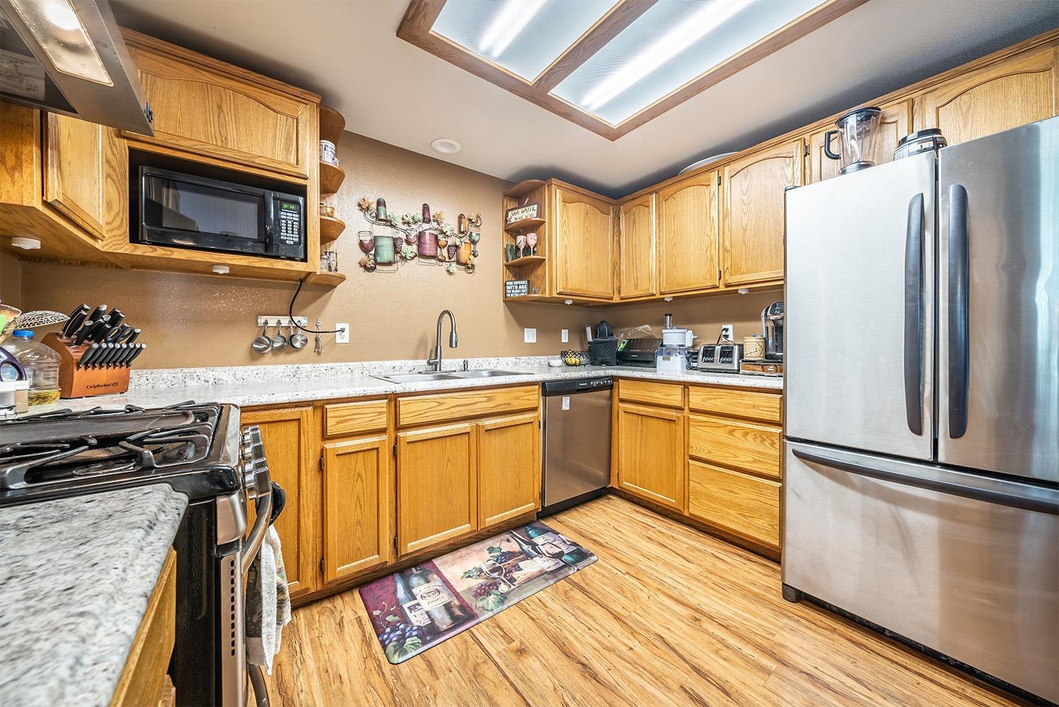 2433 Springbrook Road Medford, OR 97504 - Photo 15 of 28 Additional Photo