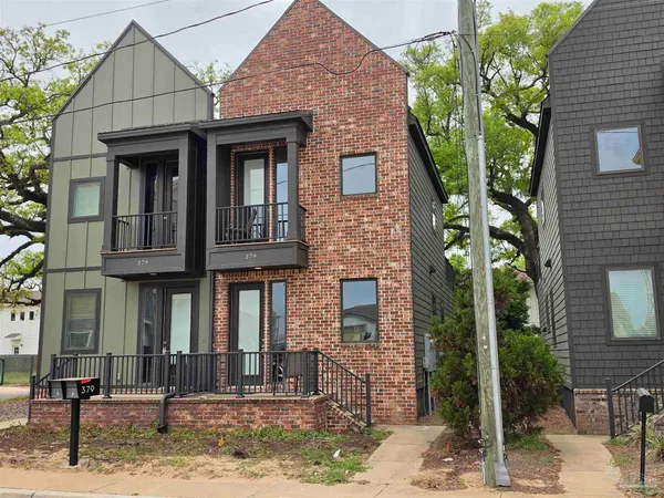$2,450 | 379 South Clubbs Street, Unit A, Pensacola, FL 32502