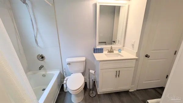 $2,450 | 379 South Clubbs Street, Pensacola, FL 32502