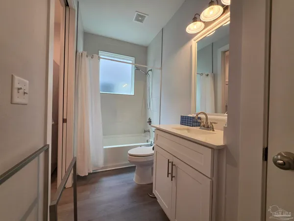 $2,450 | 379 South Clubbs Street, Unit A, Pensacola, FL 32502