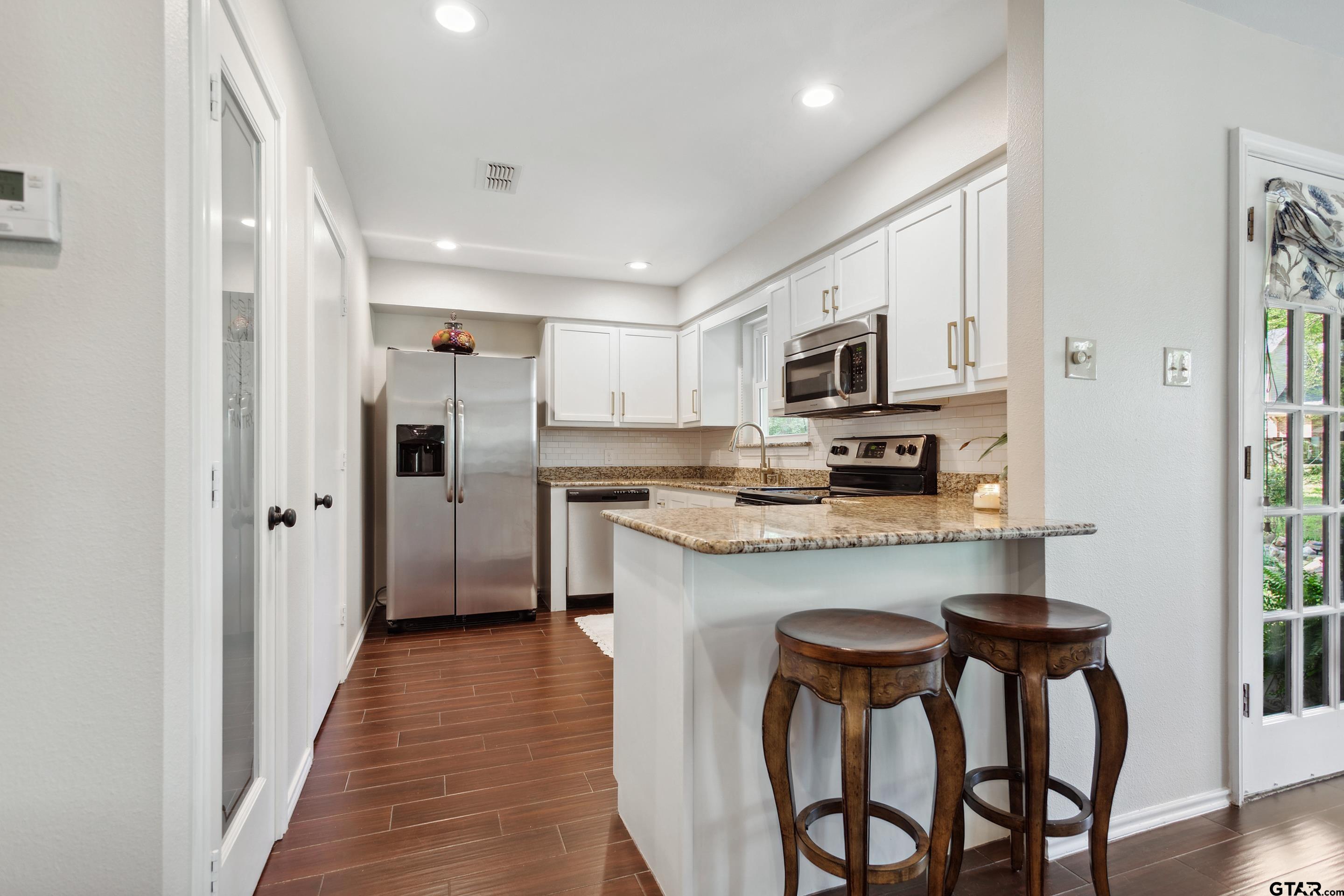 1625 Pineview Lane Hideaway, TX 75771 - Photo 17 of 37