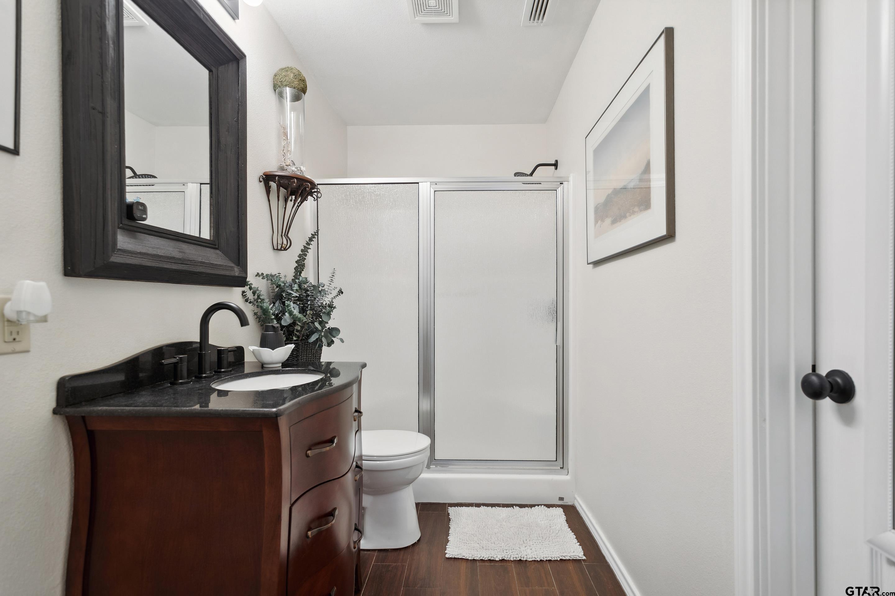 1625 Pineview Lane Hideaway, TX 75771 - Photo 4 of 37