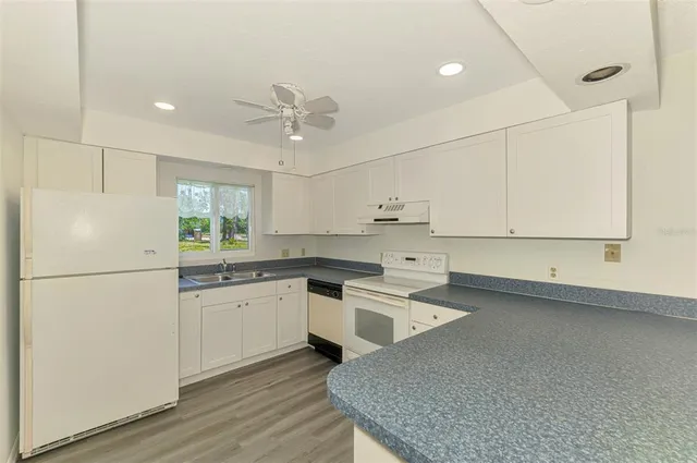 $204,900 | 200 Rotonda Boulevard West, Unit A2, Rotonda West, FL 33947