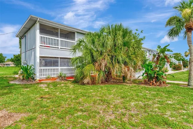 $204,900 | 200 Rotonda Boulevard West, Unit A2, Rotonda West, FL 33947